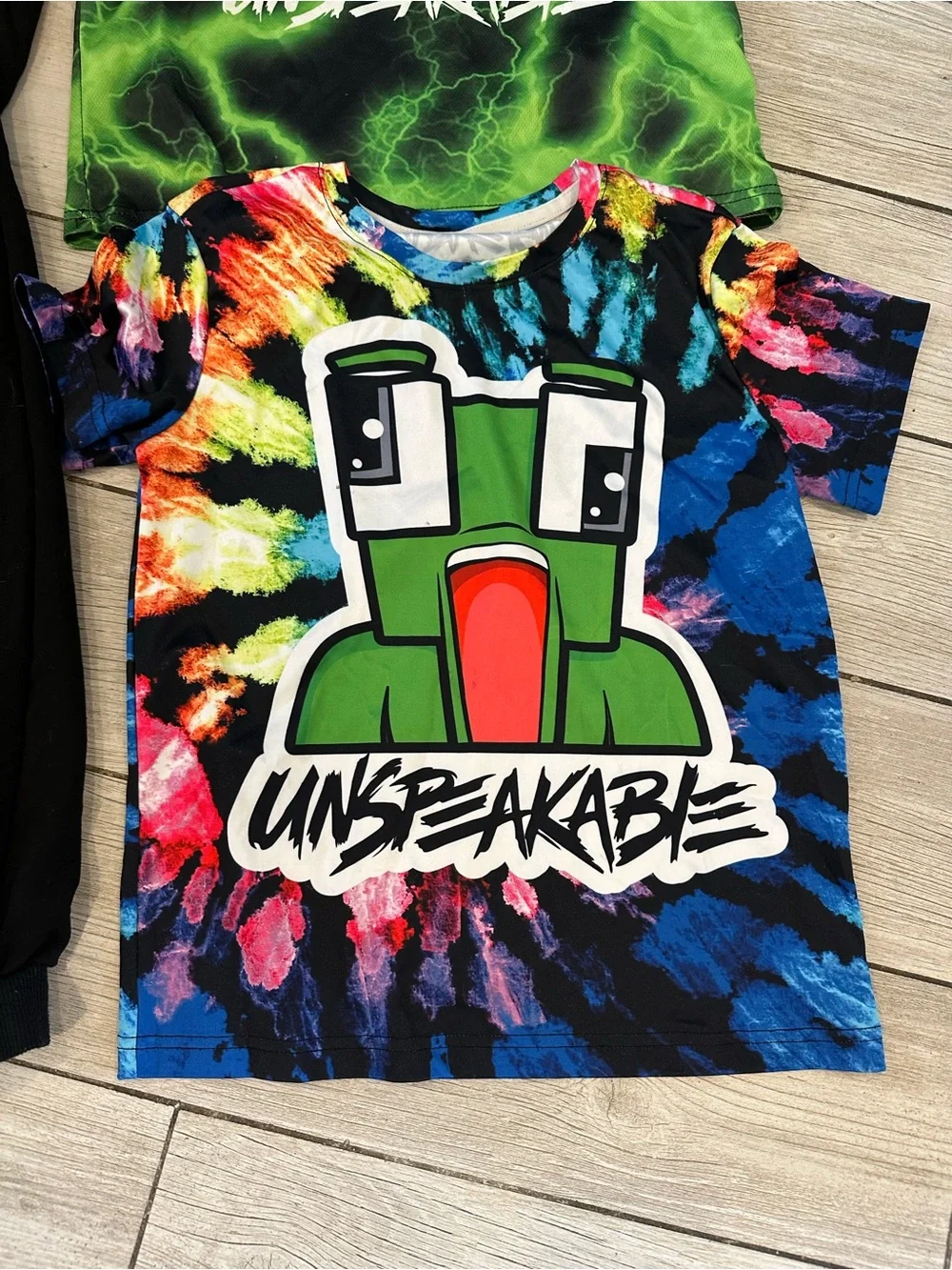 UNSPEAKABLE Kids 9/10 Hoodie Set + Graphic Tees - Black, Green, Multicolor